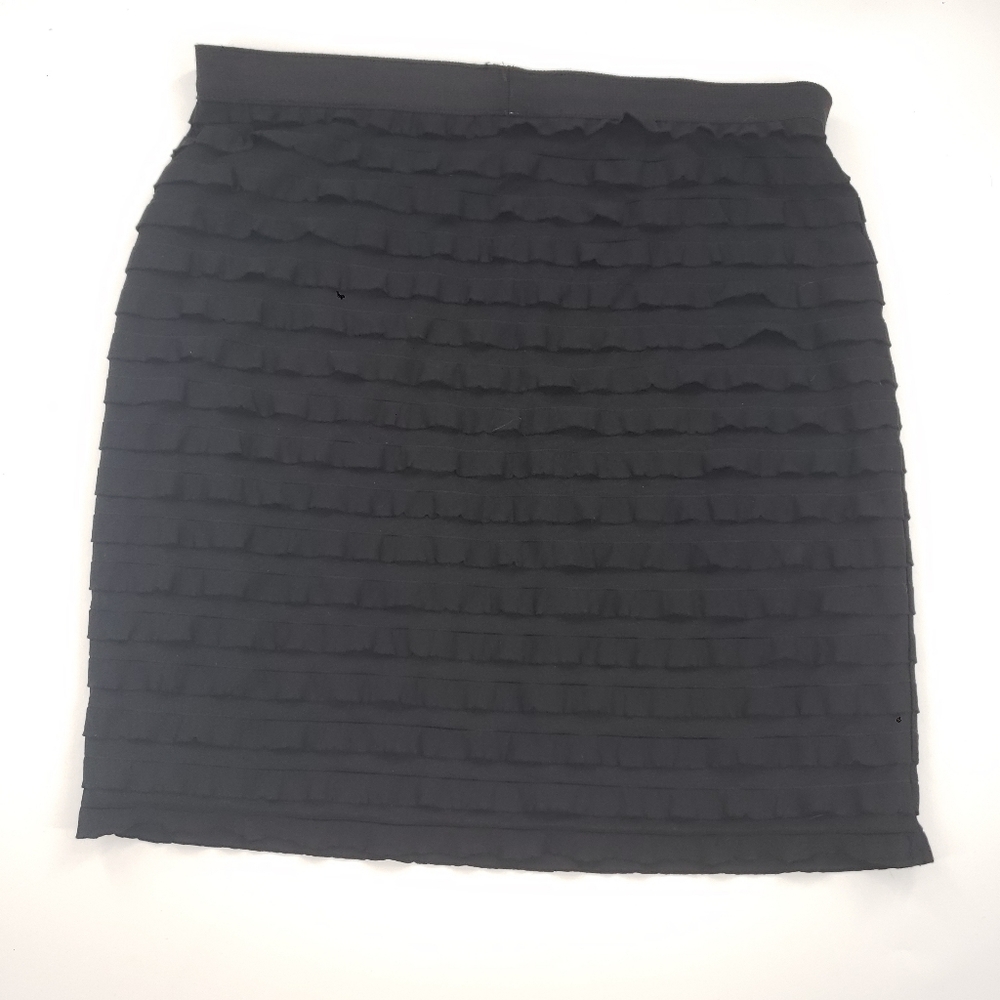 Banana Republic Size Medium Ruffle Elastic black S